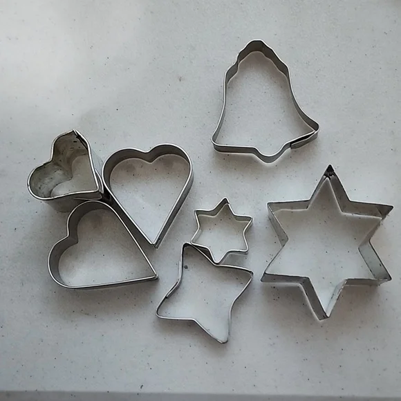 Source Unknown Silver Cookie Cutter Set - Picture 2 of 6